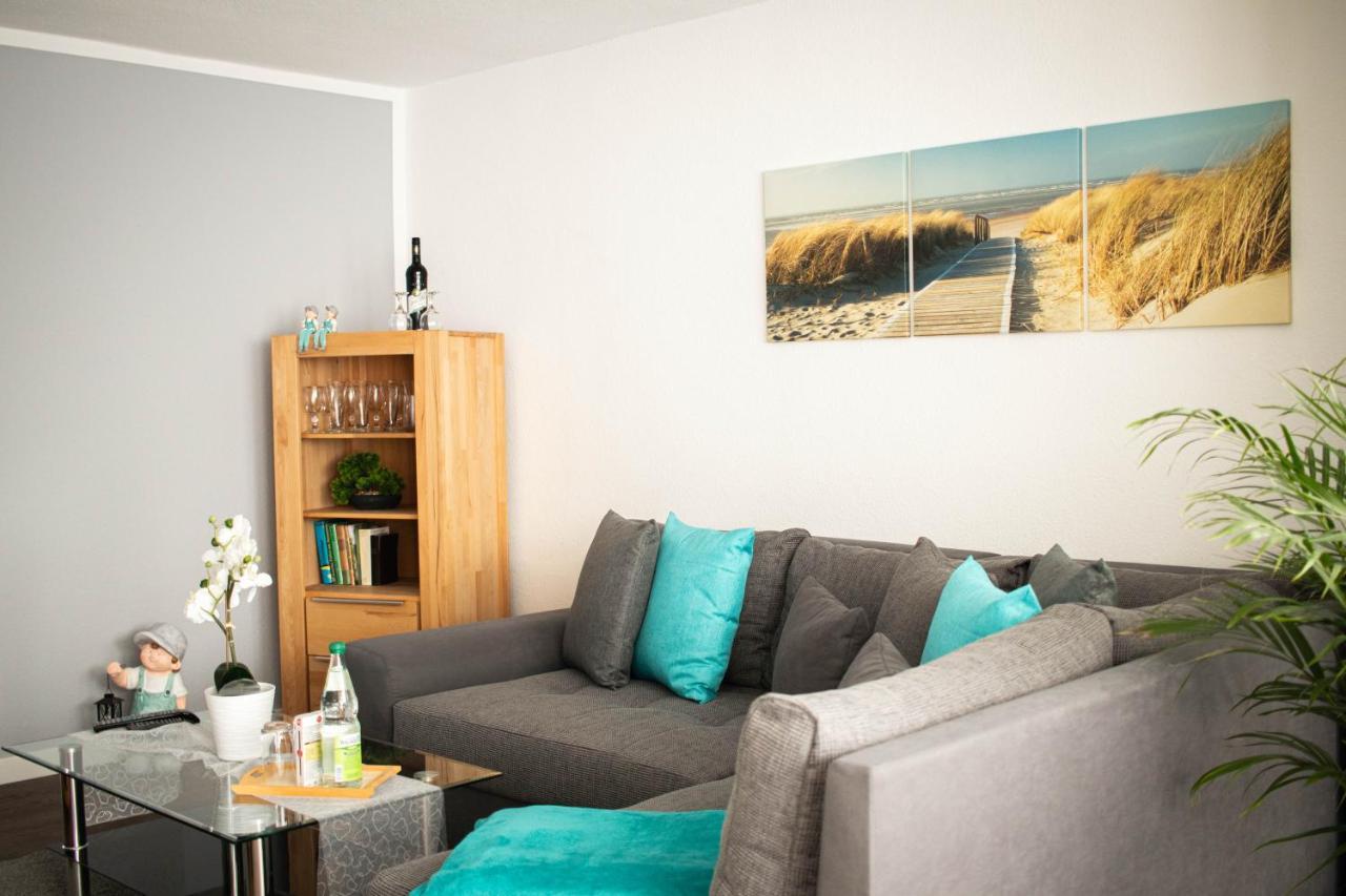 Ferienwohnung Am Schlosspark Ebersdorf  Екстериор снимка